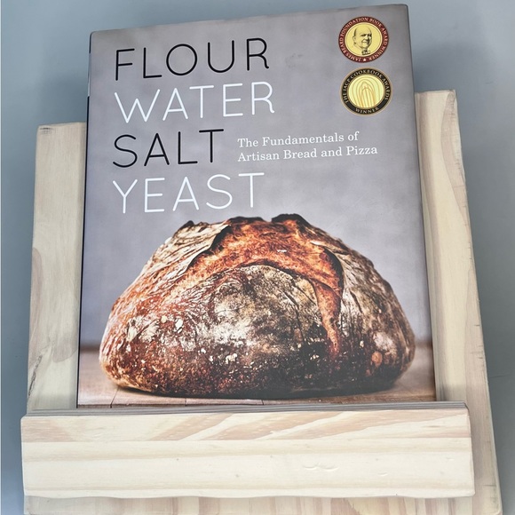 Adjustable Pine wood cookbook stand - Picture 3 of 4